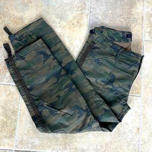 COPY - Sanctuary Camo Cropped Pants